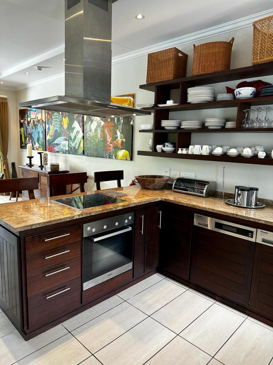 Eden Island Luxury Accommodation Екстериор снимка