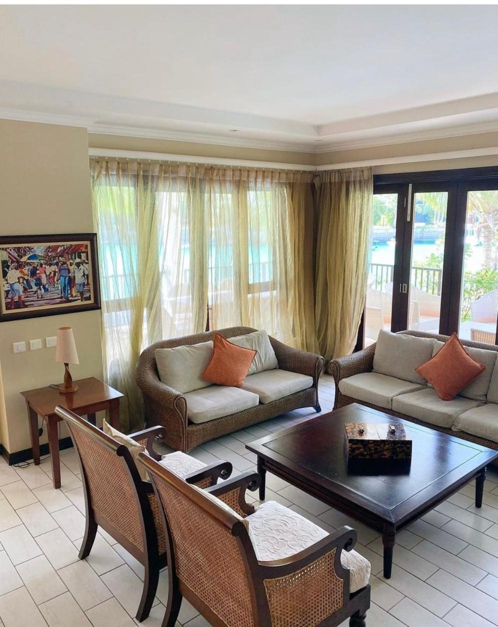 Eden Island Luxury Accommodation Екстериор снимка
