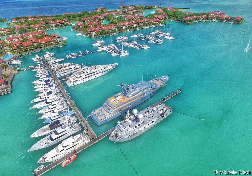 Eden Island Luxury Accommodation Екстериор снимка
